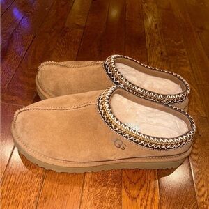 Ugg tasman slippers